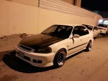 للبيع هوندا Civic 2000