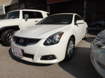 للبيع نيسان Altima 2012