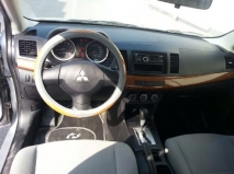 للبيع متسوبيشي Lancer 2011