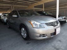 للبيع نيسان Altima 2012