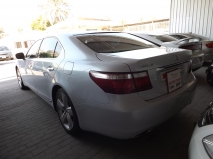 للبيع لكزس LS 2008