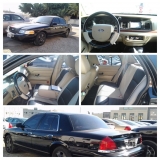 للبيع فورد Crown Victoria 2012