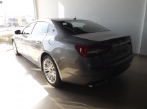 للبيع ميزراتي Quattroporte 2015