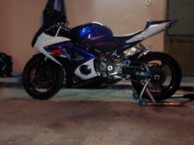 للبيع دراجات نارية سوزوكي 2007 item thumb 2