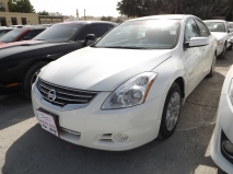 للبيع نيسان Altima 2010