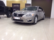 للبيع نيسان Altima 2013