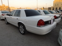 للبيع فورد Crown Victoria 2012