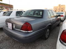 للبيع فورد Crown Victoria 2006