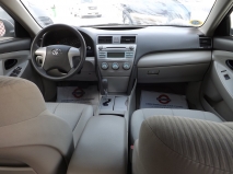 للبيع تويوتا camry 2011