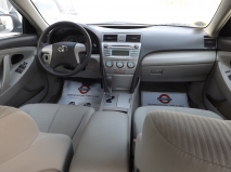 للبيع تويوتا camry 2011