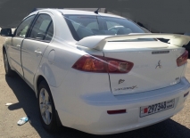 للبيع متسوبيشي Lancer 2009