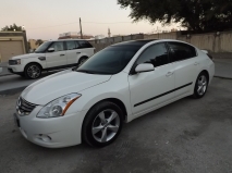 للبيع نيسان Altima 2010