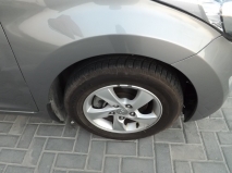 للبيع هونداي Elantra 2012