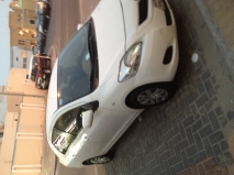 للبيع تويوتا Yaris 2011