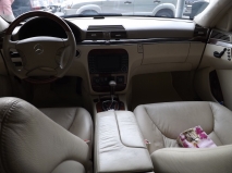 للبيع مرسيدس S class 2004