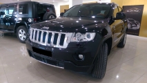 للبيع جيب Grand Cherokee 2011