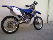 للبيع دراجات نارية Yamaha 2006 2