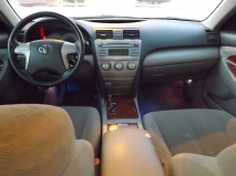 للبيع تويوتا camry 2010