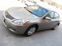 للبيع نيسان Altima 2012