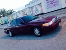 للبيع فورد Crown Victoria 2004