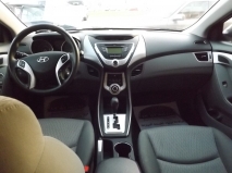 للبيع هونداي Elantra 2012