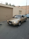 للبيع تويوتا camry 2000