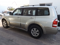 للبيع متسوبيشي Pajero 2005