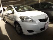 للبيع تويوتا Yaris 2012