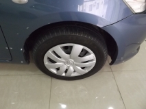 للبيع تويوتا Yaris 2011