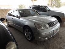 للبيع لكزس LS 2001