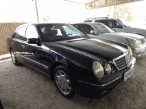 للبيع مرسيدس E class 2001