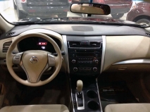 للبيع نيسان Altima 2013