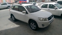 للبيع تويوتا RAV4 2011