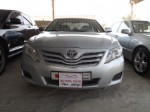 للبيع تويوتا camry 2011