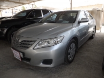 للبيع تويوتا camry 2011