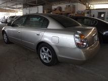 للبيع نيسان Altima 2005