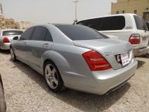 للبيع مرسيدس S class 2006