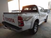 للبيع تويوتا Hilux 2015