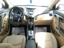 للبيع هونداي Elantra 2013