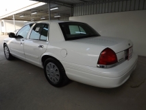 للبيع فورد Crown Victoria 2010