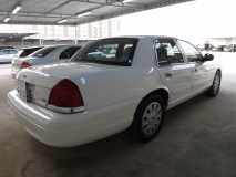 للبيع فورد Crown Victoria 2010