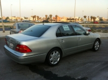 للبيع لكزس LS 2001