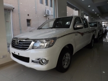 للبيع تويوتا Hilux 2015