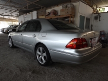 للبيع لكزس LS 2001