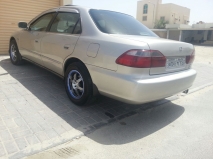 للبيع هوندا Accord 1998