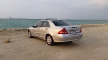 للبيع مرسيدس C class 2005