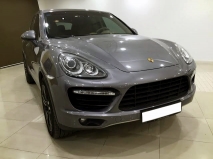 للبيع بورش Cayenne turbo 2011