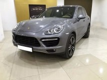 للبيع بورش Cayenne turbo 2011