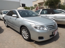 للبيع تويوتا camry 2010