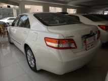 للبيع تويوتا camry 2011